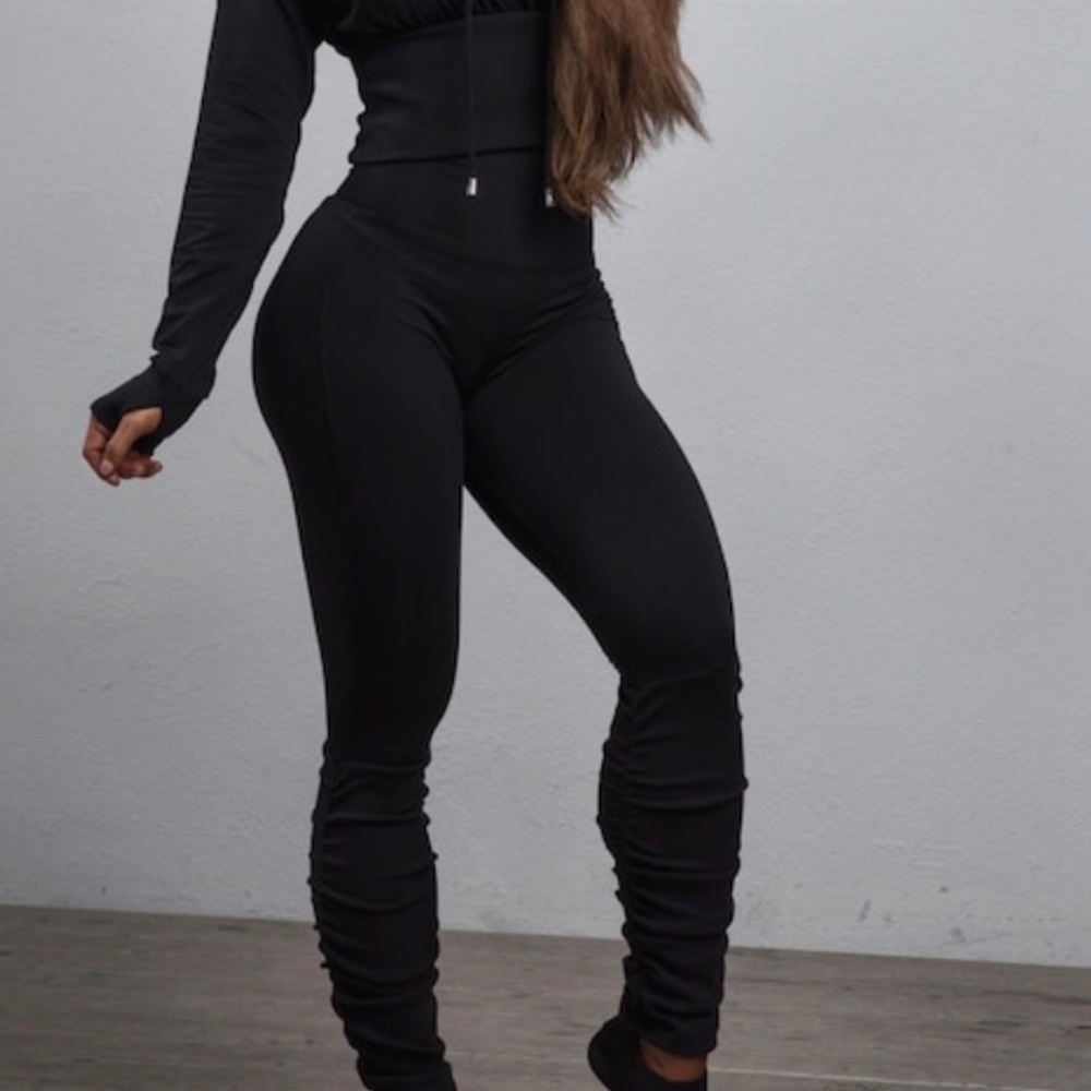 Bombshell leg warmer leggings